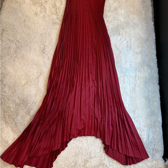 L’IDÉE Strapless Red cherry Pleated Gown Dress - Picture 4 of 15
